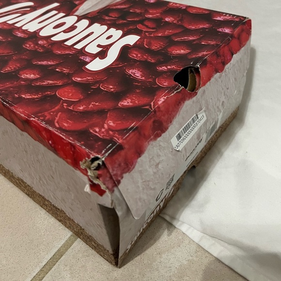 Saucony SHADOW 6000 (NEW YORK STRAWBERRY) Size Womens 8.5 Mens 7 NWT Sneakers - Picture 3 of 9